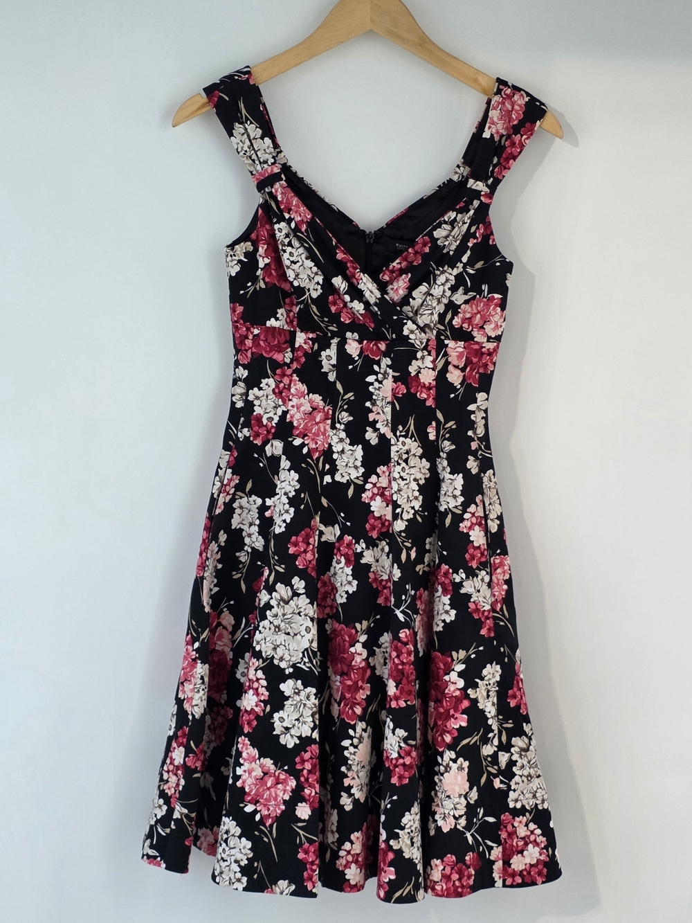White House Black Market Black Floral Midi Dress w/Pink & Cream Blooms Size 00